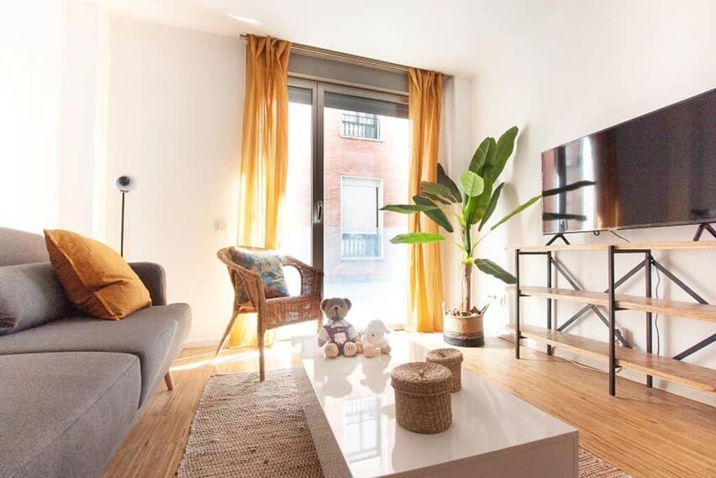 Apartament Heima Gran Via A Madryt Zewnętrze zdjęcie